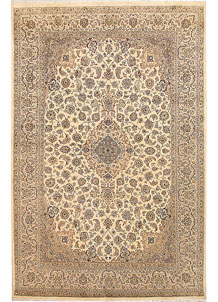 Blanched Almond Isfahan 6' 6 x 9' 9 - SKU 68474
