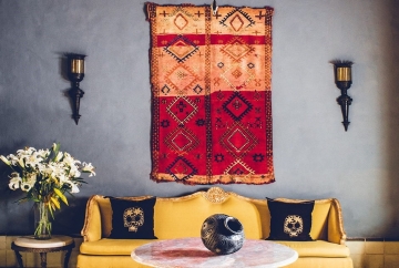 Where to Place a Shawl Rug in Your Home?